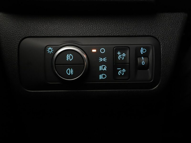 Ford Kuga 4x4 automat full LED navi klima auto kamera i czujniki parkowania III (2019-)