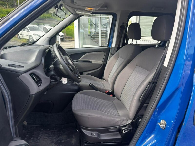 Fiat Doblo 1.4 T jet Benzyna z Nowym LPG, 32 tyś przebiegu II (2009-)