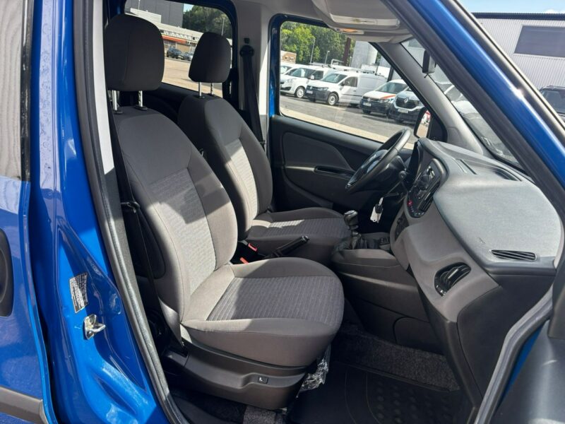 Fiat Doblo 1.4 T jet Benzyna z Nowym LPG, 32 tyś przebiegu II (2009-)