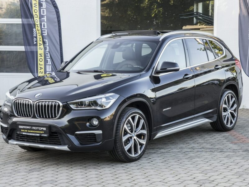BMW X1 Ledy / Panorama / Kamera / Head Up / Bezwypadkow / Gwarancja / FV 23%! II (F48) (2015-)