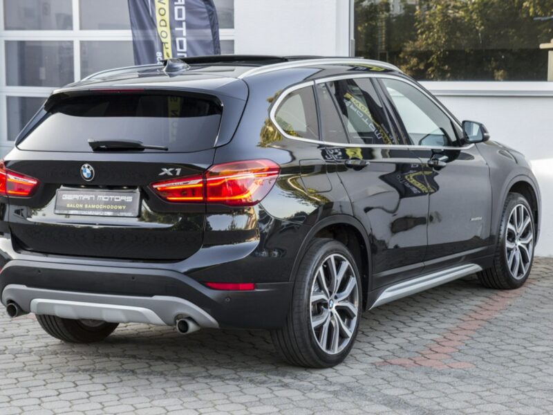 BMW X1 Ledy / Panorama / Kamera / Head Up / Bezwypadkow / Gwarancja / FV 23%! II (F48) (2015-)