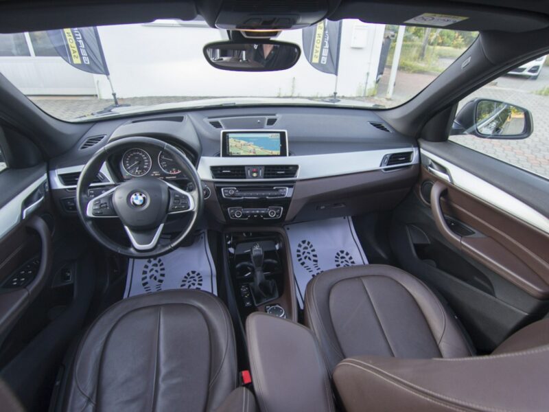 BMW X1 Ledy / Panorama / Kamera / Head Up / Bezwypadkow / Gwarancja / FV 23%! II (F48) (2015-)