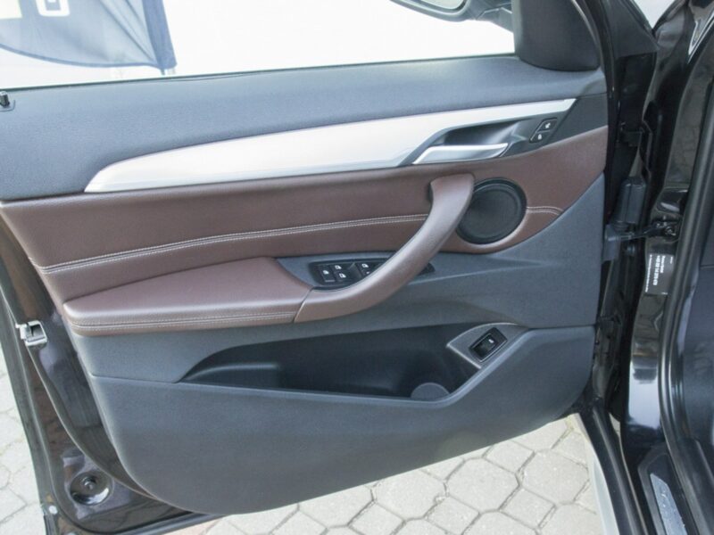 BMW X1 Ledy / Panorama / Kamera / Head Up / Bezwypadkow / Gwarancja / FV 23%! II (F48) (2015-)