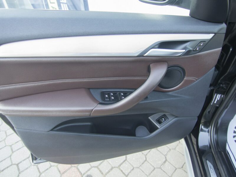 BMW X1 Ledy / Panorama / Kamera / Head Up / Bezwypadkow / Gwarancja / FV 23%! II (F48) (2015-)