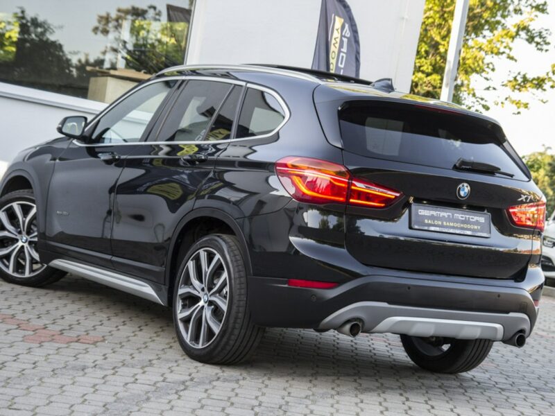 BMW X1 Ledy / Panorama / Kamera / Head Up / Bezwypadkow / Gwarancja / FV 23%! II (F48) (2015-)