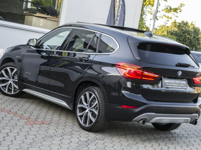 BMW X1 Ledy / Panorama / Kamera / Head Up / Bezwypadkow / Gwarancja / FV 23%! II (F48) (2015-)