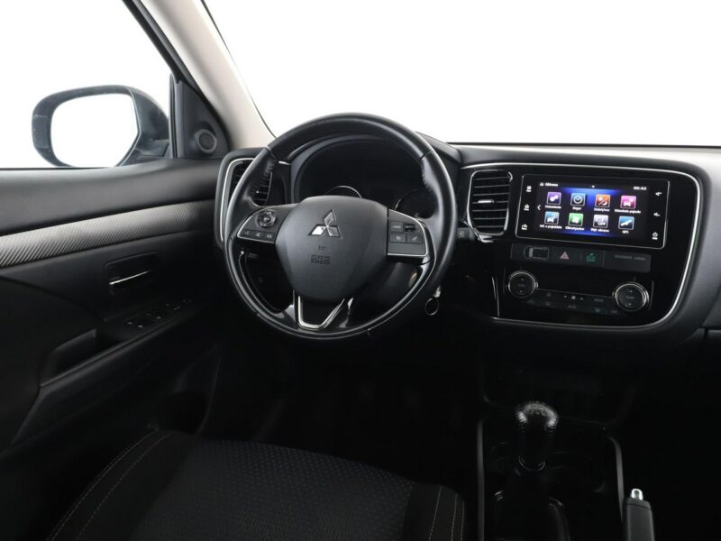 Mitsubishi Outlander kamera grzane fotele tempomat klima-auto III (2012-)