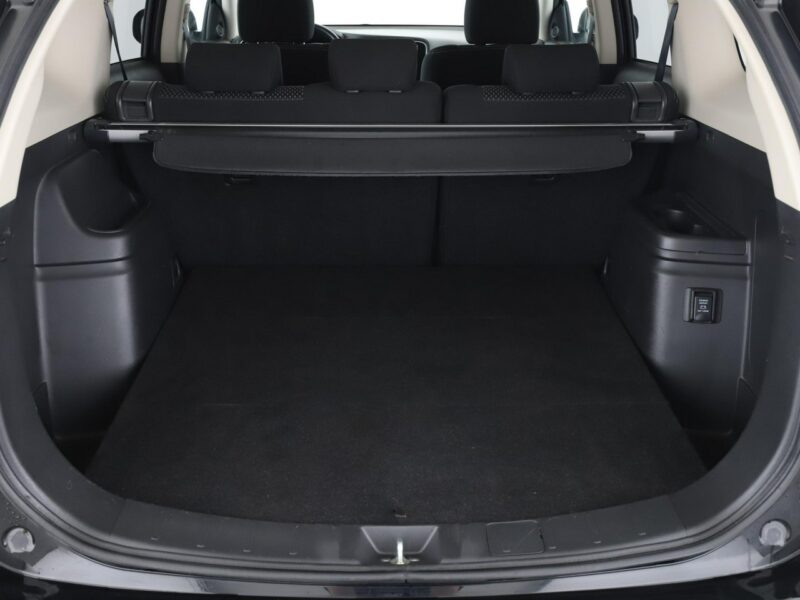 Mitsubishi Outlander kamera grzane fotele tempomat klima-auto III (2012-)