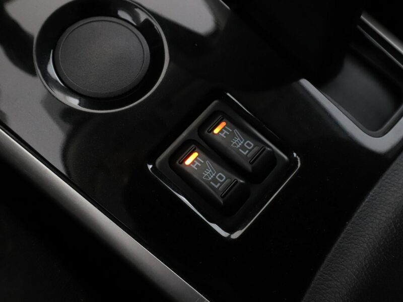 Mitsubishi Outlander kamera grzane fotele tempomat klima-auto III (2012-)