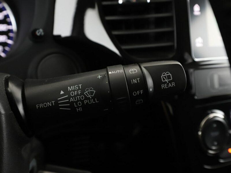 Mitsubishi Outlander kamera grzane fotele tempomat klima-auto III (2012-)