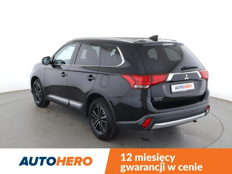 Mitsubishi Outlander kamera grzane fotele tempomat klima-auto III (2012-)
