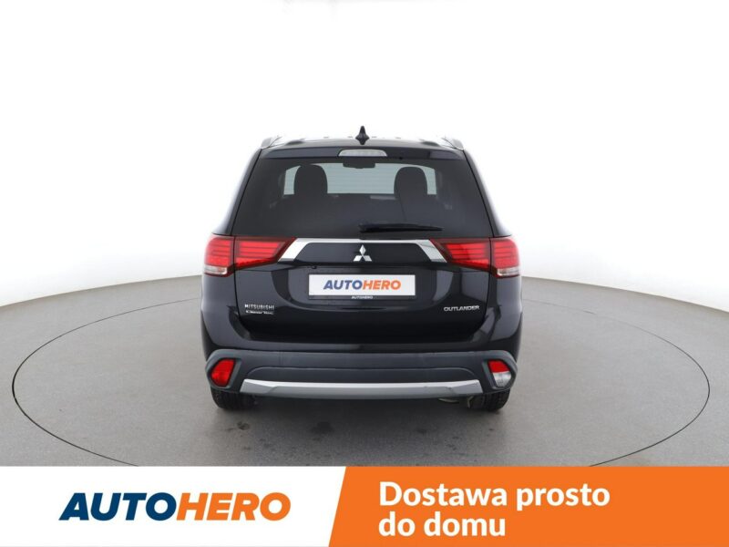 Mitsubishi Outlander kamera grzane fotele tempomat klima-auto III (2012-)