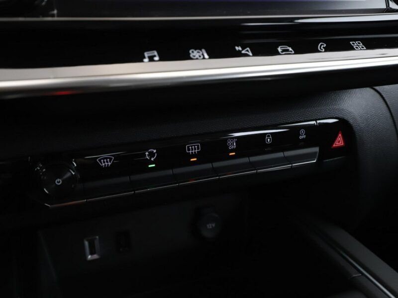 Citroen C5 Aircross lift LED czujniki parkowania klima auto virtual cocpit