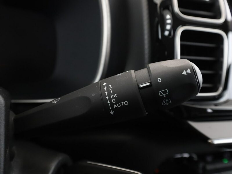 Citroen C5 Aircross lift LED czujniki parkowania klima auto virtual cocpit