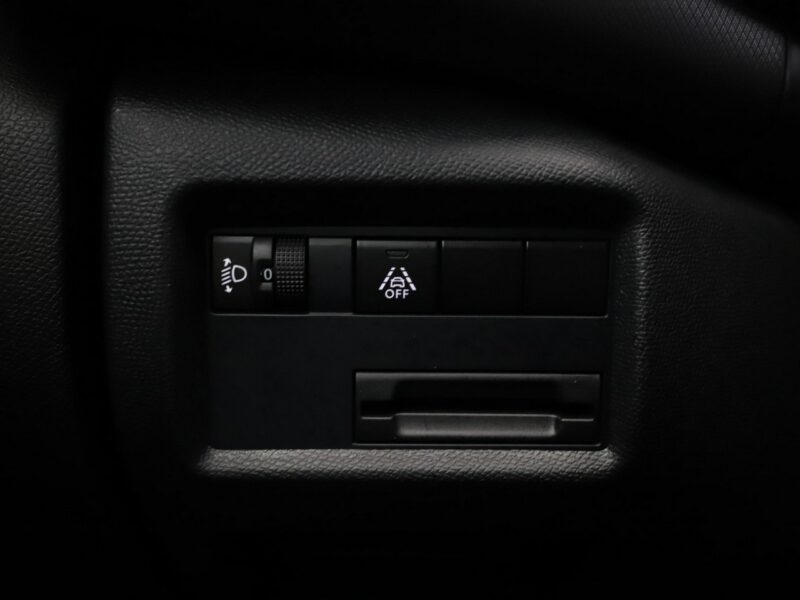 Citroen C5 Aircross lift LED czujniki parkowania klima auto virtual cocpit