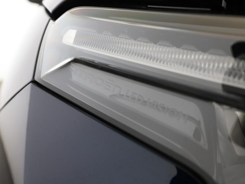 Citroen C5 Aircross lift LED czujniki parkowania klima auto virtual cocpit