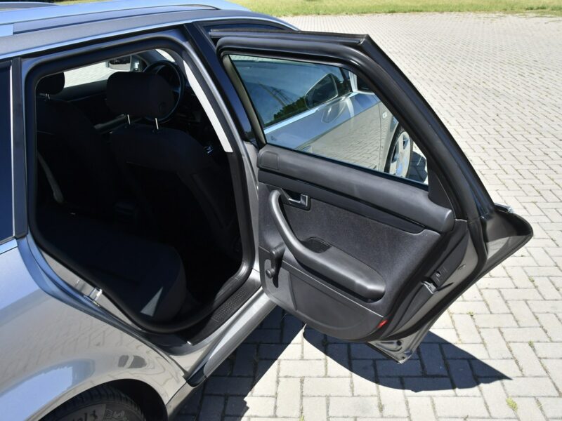 Audi A4 2,0 benz DUDKI11 Klimatronic.El.szyby.Centralka.Automat. Full-Serwis B6 (2000-2004)
