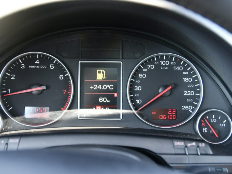 Audi A4 2,0 benz DUDKI11 Klimatronic.El.szyby.Centralka.Automat. Full-Serwis B6 (2000-2004)