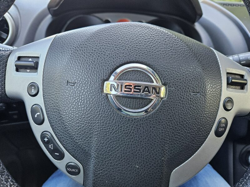 Nissan Qashqai Nawigacja / Podgrzewane fotele / Klimatronik x 2 / Tempomat I (2007-2013)