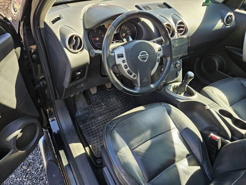 Nissan Qashqai Nawigacja / Podgrzewane fotele / Klimatronik x 2 / Tempomat I (2007-2013)