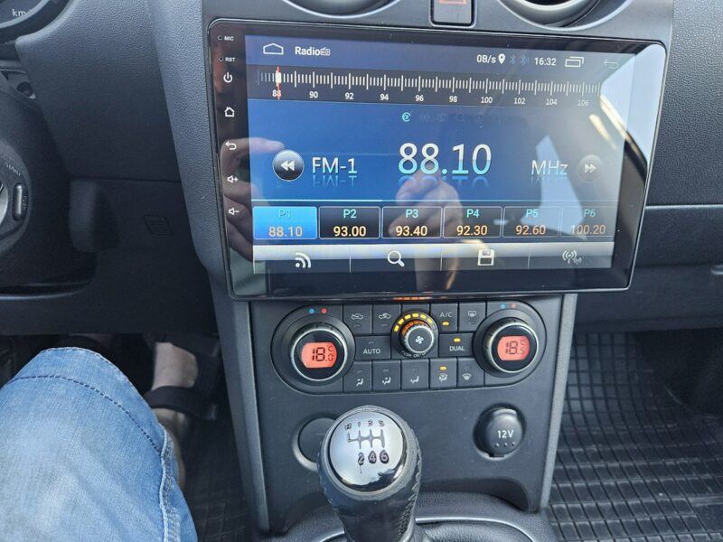 Nissan Qashqai Nawigacja / Podgrzewane fotele / Klimatronik x 2 / Tempomat I (2007-2013)
