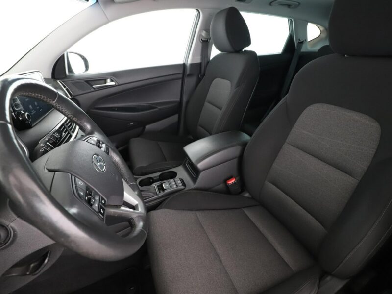 Hyundai Tucson Style 177KM automat 4x4 panorama navi kamera grzane fotele+kier. hak L III (2015-2020)