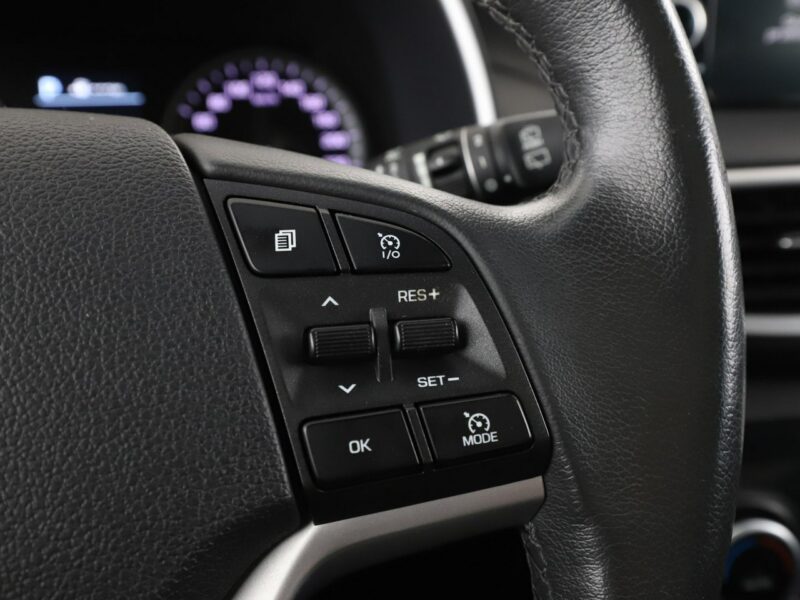 Hyundai Tucson Style 177KM automat 4x4 panorama navi kamera grzane fotele+kier. hak L III (2015-2020)