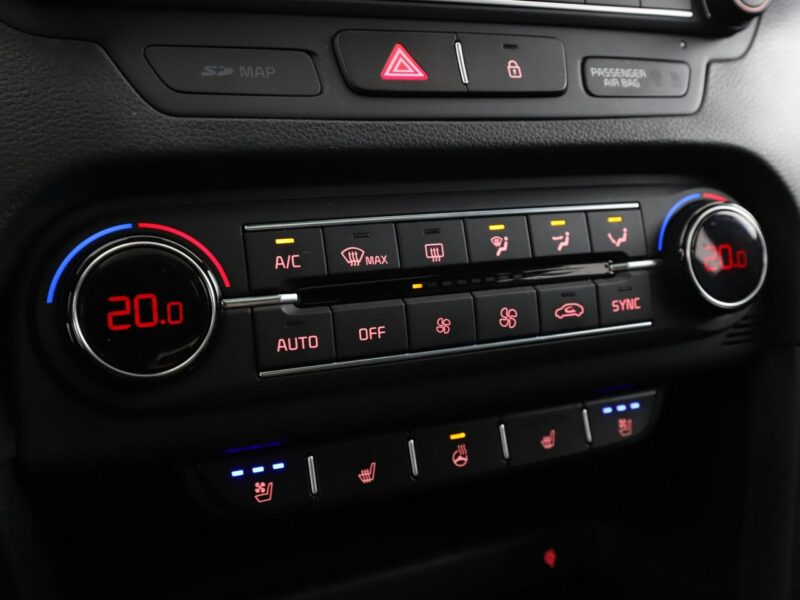 Kia Pro_cee'd automat skóra full LED navi panorama grzane fotele i kierownica