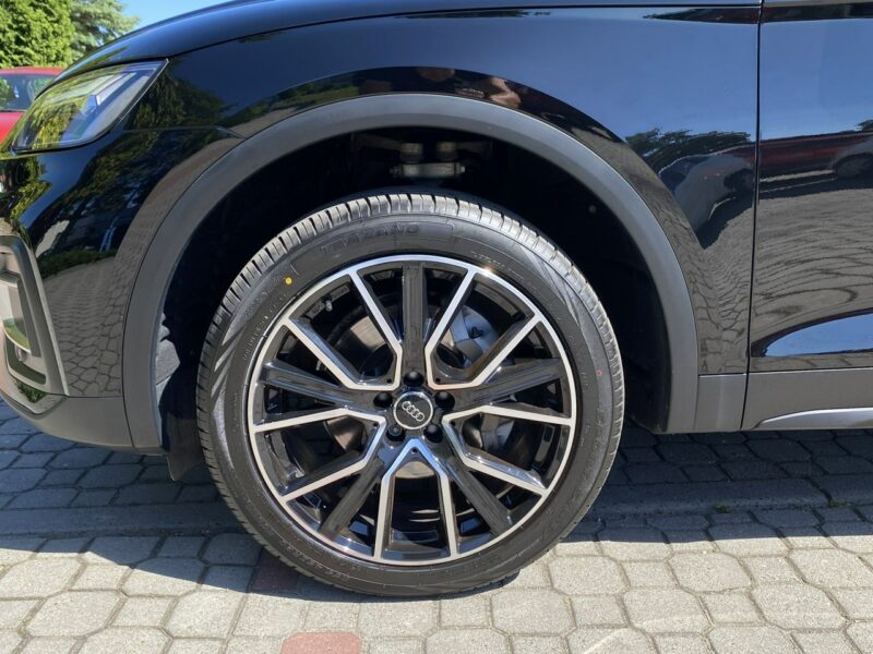 Audi Q5 Quattro, Krajowy,Virtualne zegary,Elektryczna klapa FY (2017-)