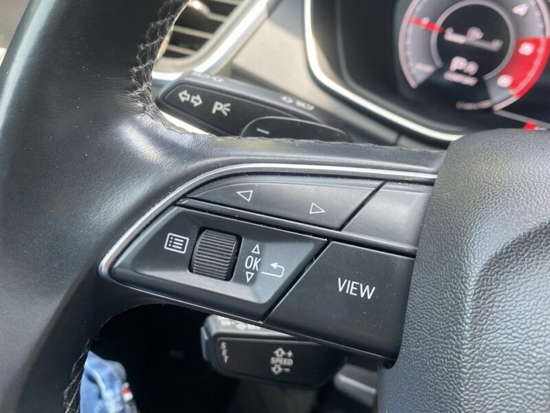Audi Q5 Quattro, Krajowy,Virtualne zegary,Elektryczna klapa FY (2017-)