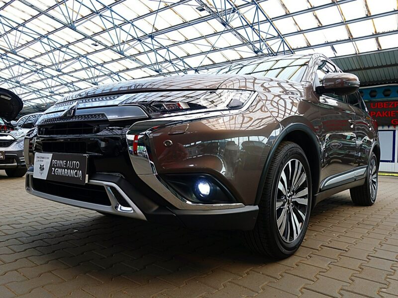Mitsubishi Outlander 4x4 Automat Instyle LED+ACC+NAVI Gwarancja Iwł Kraj Bezwyp ASO FV23% III (2012-)