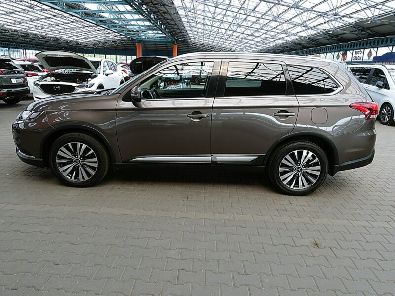 Mitsubishi Outlander 4x4 Automat Instyle LED+ACC+NAVI Gwarancja Iwł Kraj Bezwyp ASO FV23% III (2012-)