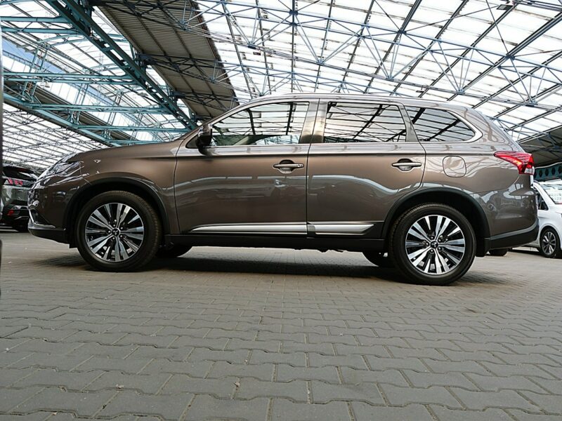 Mitsubishi Outlander 4x4 Automat Instyle LED+ACC+NAVI Gwarancja Iwł Kraj Bezwyp ASO FV23% III (2012-)