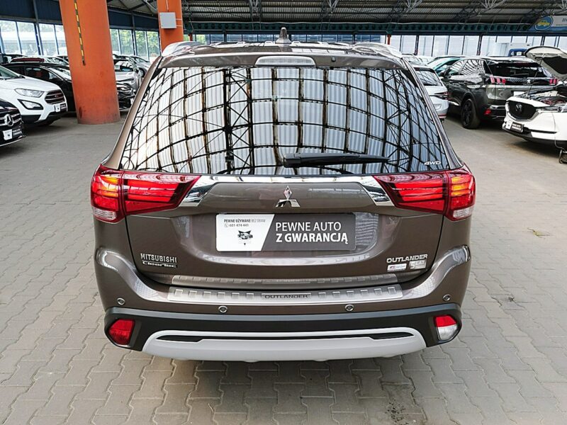 Mitsubishi Outlander 4x4 Automat Instyle LED+ACC+NAVI Gwarancja Iwł Kraj Bezwyp ASO FV23% III (2012-)