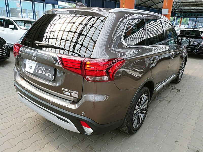 Mitsubishi Outlander 4x4 Automat Instyle LED+ACC+NAVI Gwarancja Iwł Kraj Bezwyp ASO FV23% III (2012-)
