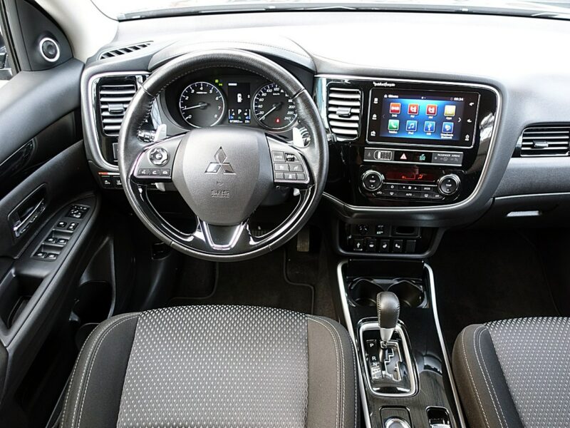 Mitsubishi Outlander 4x4 Automat Instyle LED+ACC+NAVI Gwarancja Iwł Kraj Bezwyp ASO FV23% III (2012-)