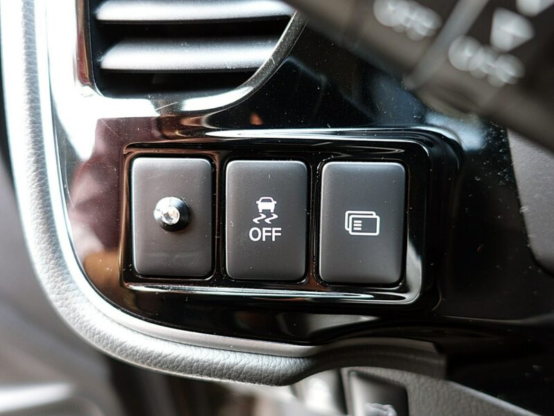 Mitsubishi Outlander 4x4 Automat Instyle LED+ACC+NAVI Gwarancja Iwł Kraj Bezwyp ASO FV23% III (2012-)