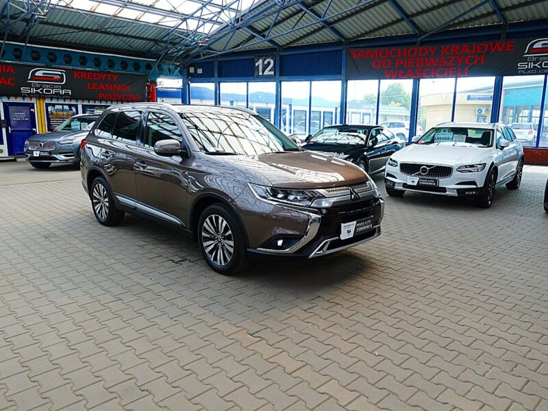 Mitsubishi Outlander 4x4 Automat Instyle LED+ACC+NAVI Gwarancja Iwł Kraj Bezwyp ASO FV23% III (2012-)