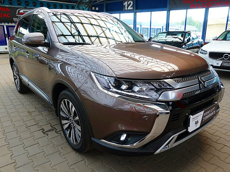 Mitsubishi Outlander 4x4 Automat Instyle LED+ACC+NAVI Gwarancja Iwł Kraj Bezwyp ASO FV23% III (2012-)