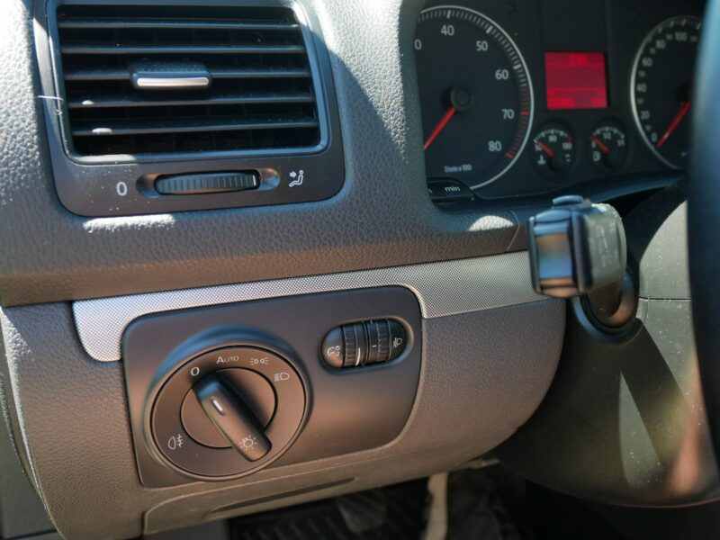 Volkswagen Golf 1.6i 102KM Kombi Comfortline -2xKlimatr -Zobacz V (2003-2008)