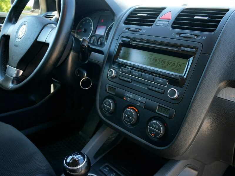 Volkswagen Golf 1.6i 102KM Kombi Comfortline -2xKlimatr -Zobacz V (2003-2008)