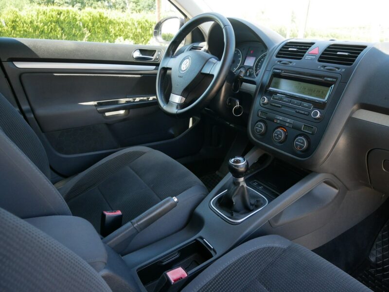 Volkswagen Golf 1.6i 102KM Kombi Comfortline -2xKlimatr -Zobacz V (2003-2008)