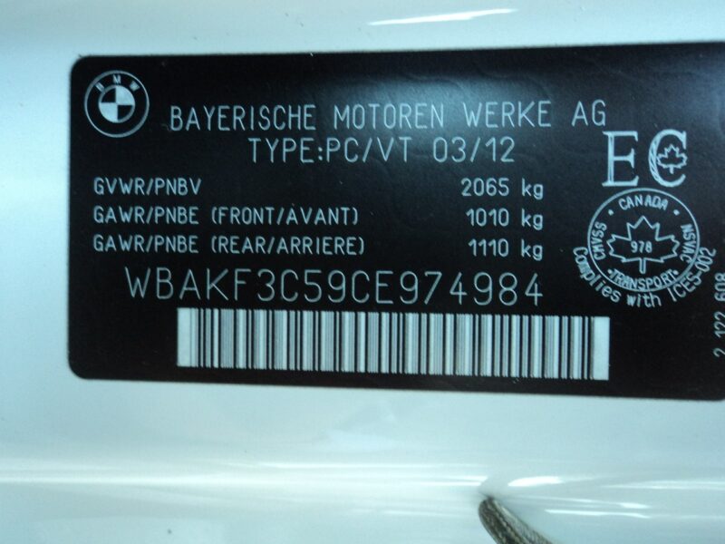 BMW 328 sprzedam ładną BMW 328i V6 230KM opony 19 4x4 XDRIVE F30 (2012-)