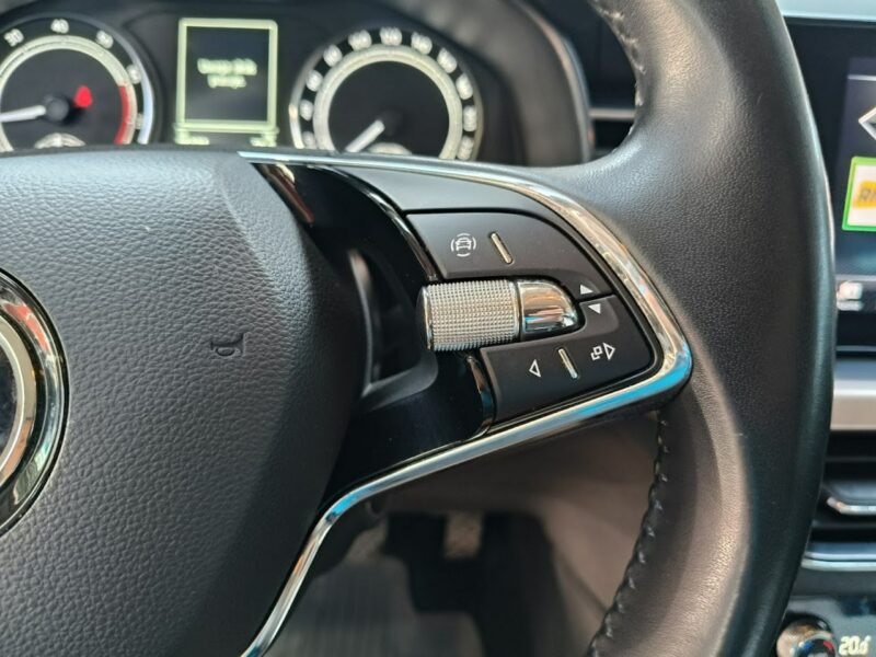 Škoda Scala 1.5 150KM Style,Kamera,Parktronik,GrzaneFotele,HandsFree,Android/Apple