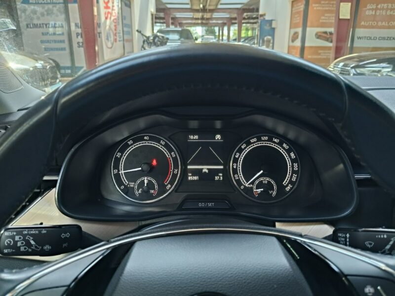 Škoda Scala 1.5 150KM Style,Kamera,Parktronik,GrzaneFotele,HandsFree,Android/Apple
