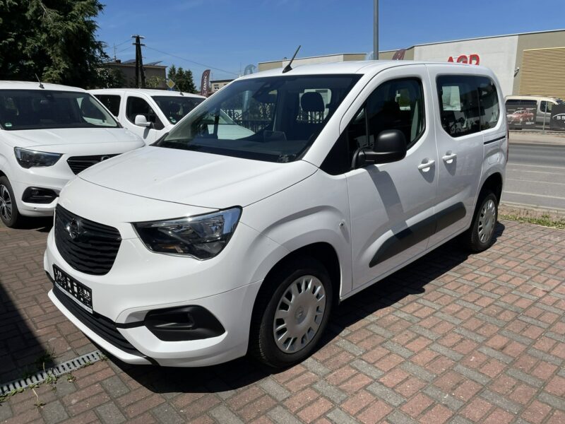 Opel Combo Opel Combo Life Niepełnosprawnych inwalida Rampa 32105 km Model 2022 E (2018-)