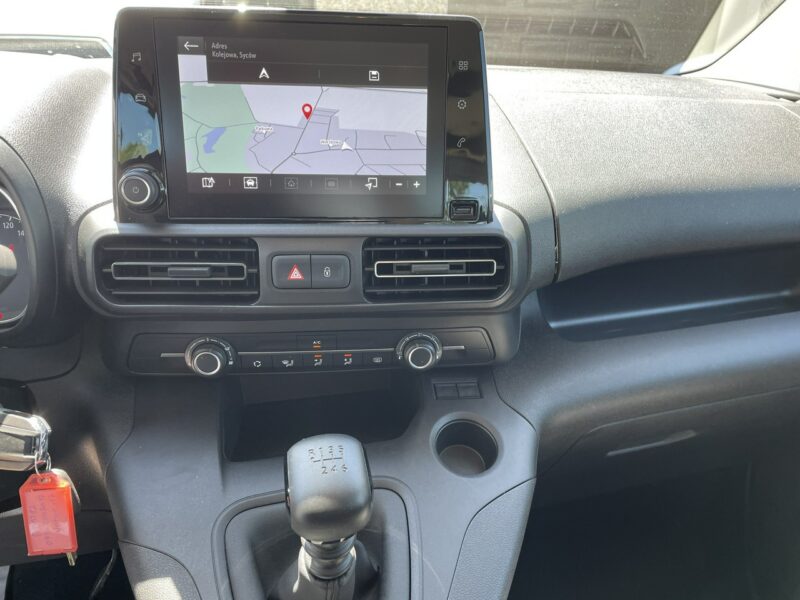 Opel Combo Opel Combo Life Niepełnosprawnych inwalida Rampa 32105 km Model 2022 E (2018-)