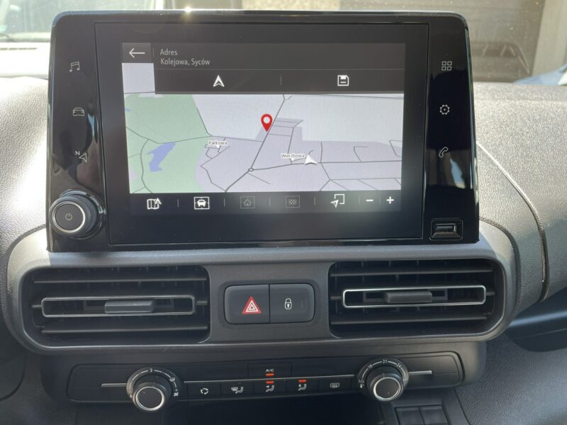 Opel Combo Opel Combo Life Niepełnosprawnych inwalida Rampa 32105 km Model 2022 E (2018-)