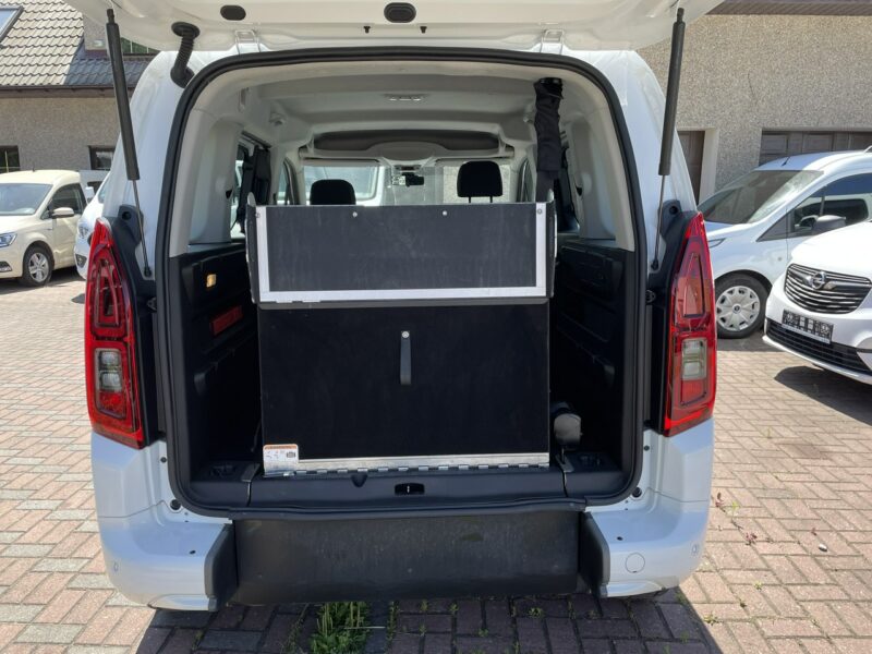 Opel Combo Opel Combo Life Niepełnosprawnych inwalida Rampa 32105 km Model 2022 E (2018-)