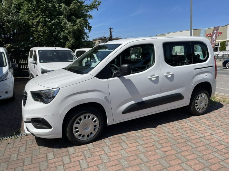 Opel Combo Opel Combo Life Niepełnosprawnych inwalida Rampa 32105 km Model 2022 E (2018-)